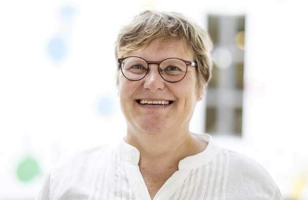 Dr. Stefanie Seewald | Academic Director NIT